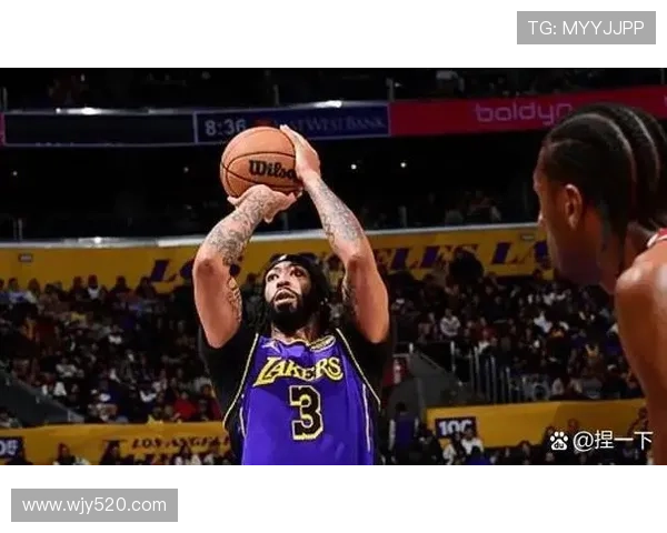 勒布朗刷新最年长三双纪录 湖人轻取奇才 勒布朗刷新最年长三双纪录 湖人轻取奇才